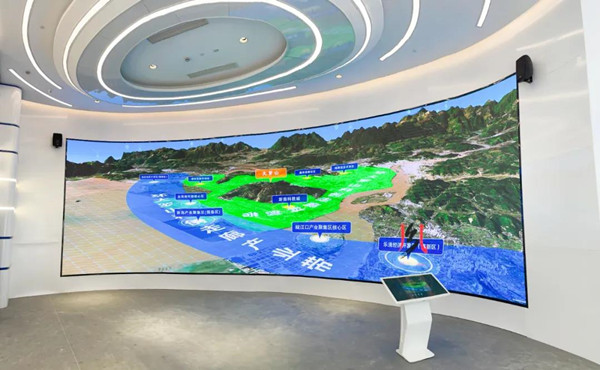 探访黄浦江上唯一的内陆岛屿：量子城市基地有机更新、转型发展