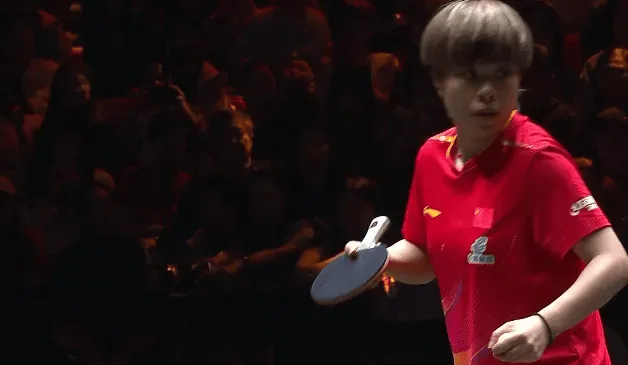 流言板]7-10逆转！王艺迪14-12拿下第五局大比分3-2